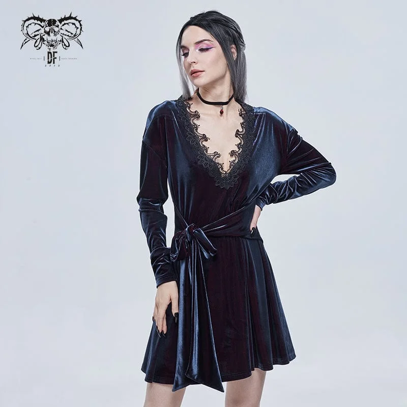 Women's Gothic Lace Plunging Collar Velet Nightgown