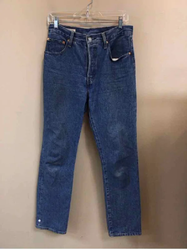 LEVI'S SIZE 28 Ladies JEANS