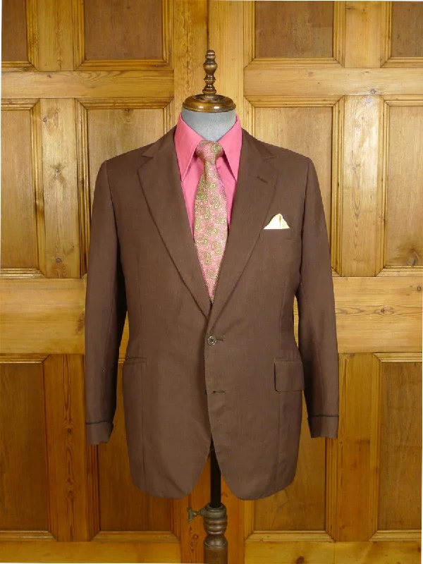 24/1160 wonderful 1976 cyril a  castle savile row conduit st bespoke vintage brown textured silk blazer w/ paisley linings 43 regular