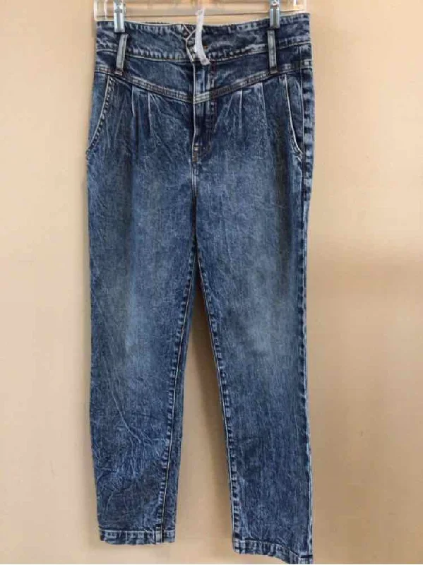 JONATHAN SIMKHAI SIZE 28 Ladies JEANS