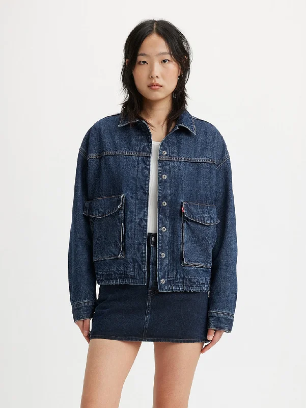 Women's Solid Spread Collar Denim Jacket