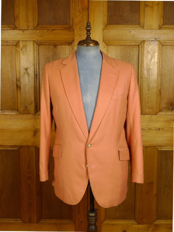 24/1045 wonderful 1976 vintage cyril a castle savile row conduit st bespoke peach wool blazer w/ beautiful detailing 44 short to regular